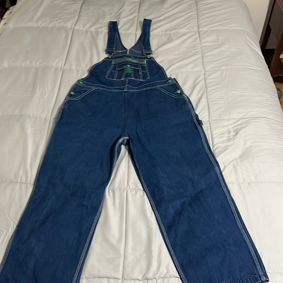 Woman’s 20 regular Overalls - Picture 1 of 10